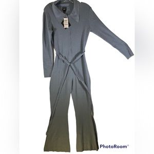 Sofia Richie long sleeve jump suit size Medium